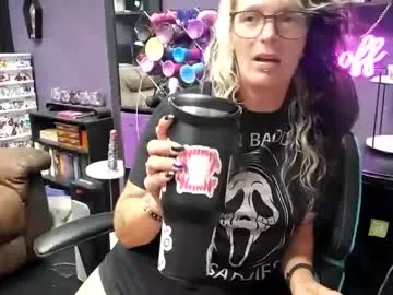 solosara8 – webcam model profile photo Image 7