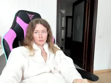 ErikaBonnie – webcam model profile photo Image 3