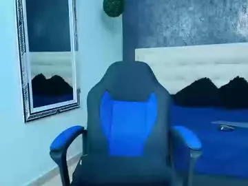 petites_perles – webcam model profile photo Image 19