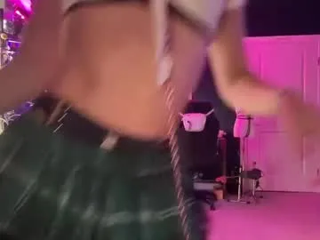 emilyhewell – webcam model profile photo Image 12