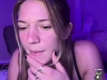 emilyhewell – webcam model profile photo Image 18