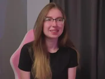 oliviavele – webcam model profile photo