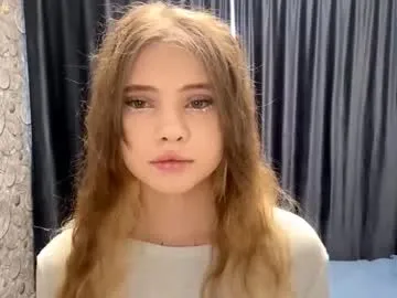 freckledeer – webcam model profile photo Image 8