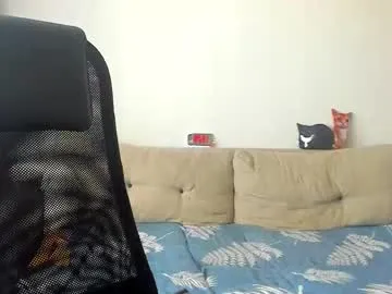 bright_diamonds_054 – webcam model profile photo Image 10