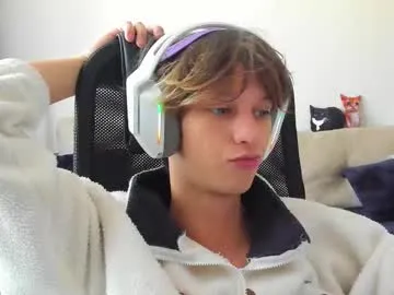 bright_diamonds_054 – webcam model profile photo Image 18