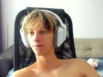 bright_diamonds_054 – webcam model profile photo Image 7