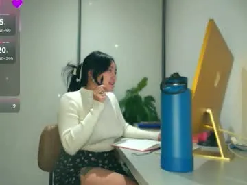 anabel054 – webcam model profile photo Image 11