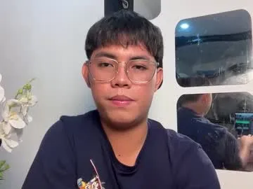 angelsofaurora – webcam model profile photo Image 12