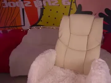 saramist – webcam model profile photo Image 17