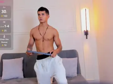 shiny_lily – webcam model profile photo Image 4