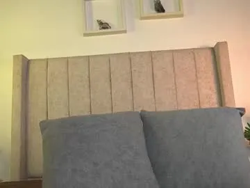 nicolebbwhot – webcam model profile photo Image 2