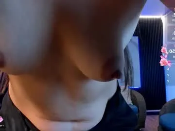 loving_ladies – webcam model profile photo Image 12