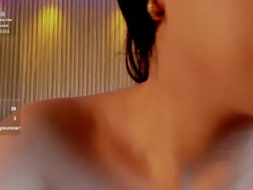 loving_ladies – webcam model profile photo Image 16