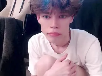 playussoftly – webcam model profile photo Image 2