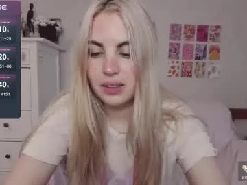 heaven_gall_ – webcam model profile photo Image 13