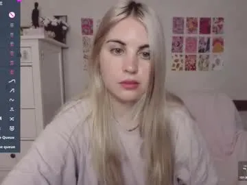 heaven_gall_ – webcam model profile photo Image 16