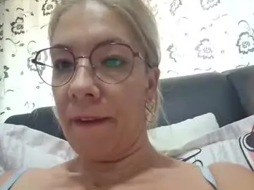 anabel054 – webcam model profile photo Image 9