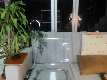 brunettklaryss – webcam model profile photo Image 15