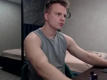 vestaszanto – webcam model profile photo Image 13