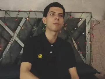 sweetyoops – webcam model profile photo Image 6