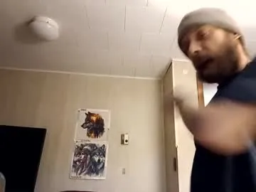 luckaisha – webcam model profile photo Image 2