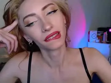 tiameakin – webcam model profile photo Image 12