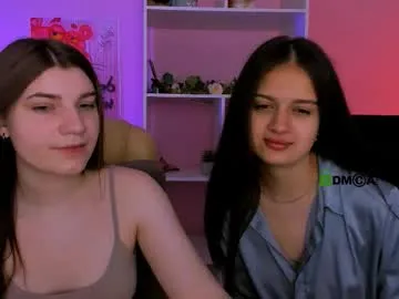 petites_perles – webcam model profile photo Image 9