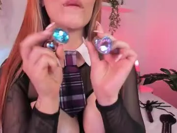 pinkypuppa – webcam model profile photo Image 2