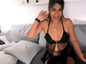 astridwet – webcam model profile photo Image 4