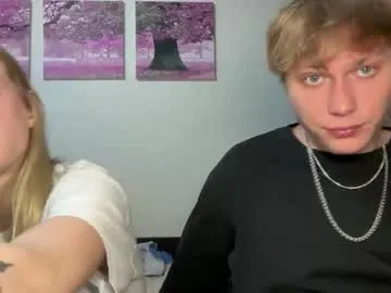 petites_perles – webcam model profile photo Image 10