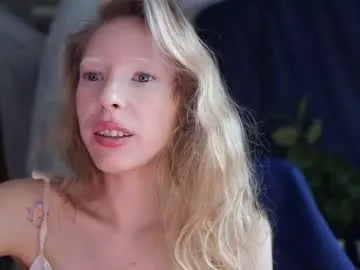 petites_perles – webcam model profile photo Image 14