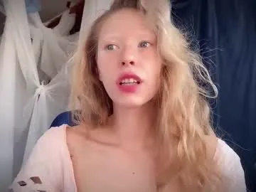 petites_perles – webcam model profile photo Image 18