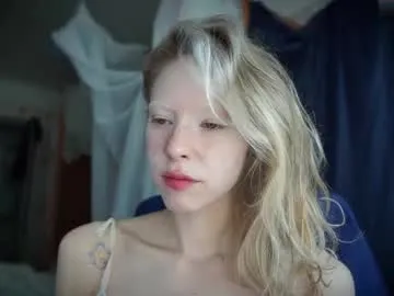 petites_perles – webcam model profile photo Image 19