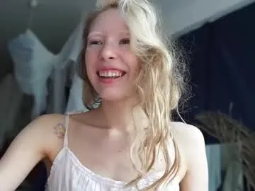 petites_perles – webcam model profile photo Image 4