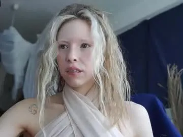 petites_perles – webcam model profile photo Image 9