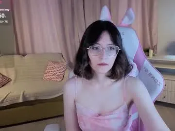 petites_perles – webcam model profile photo Image 10