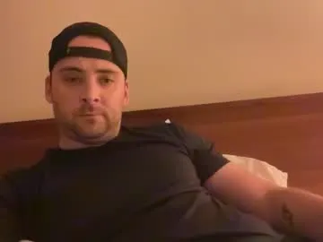 sweetyoops – webcam model profile photo Image 13