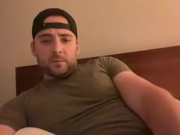 sweetyoops – webcam model profile photo Image 14