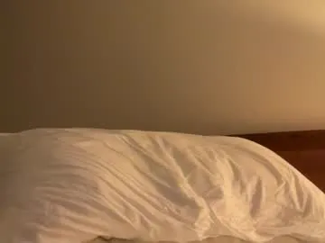 sweetyoops – webcam model profile photo Image 18