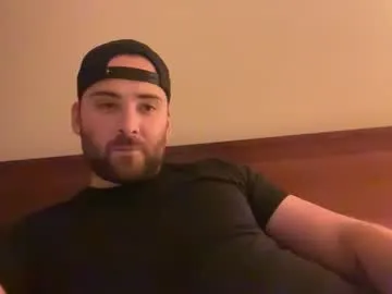 sweetyoops – webcam model profile photo Image 5