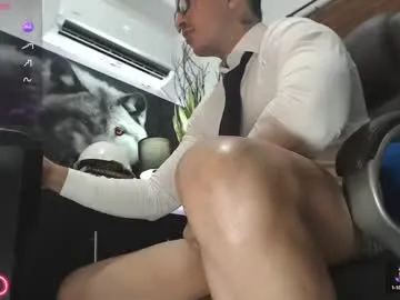 sweetyoops – webcam model profile photo Image 3