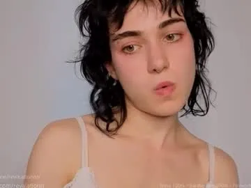 your_dolls – webcam model profile photo Image 10