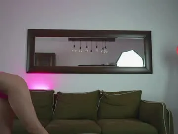 anni_lovely – webcam model profile photo Image 6