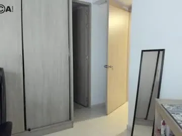 cinacandy – webcam model profile photo Image 15