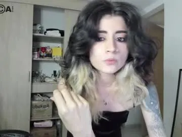 cinacandy – webcam model profile photo Image 5