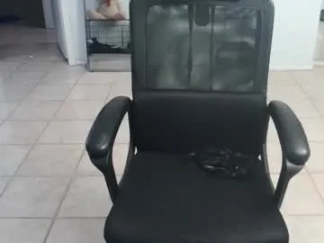 IngridSaint – webcam model profile photo Image 3