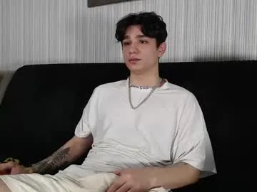 littlejennifer18 – webcam model profile photo Image 11