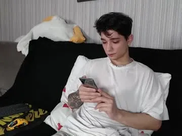 littlejennifer18 – webcam model profile photo Image 2