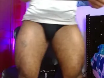 maxdoggy – webcam model profile photo Image 11