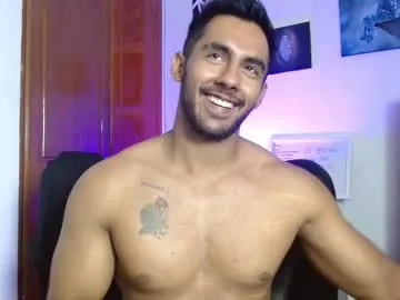 maxdoggy – webcam model profile photo Image 15